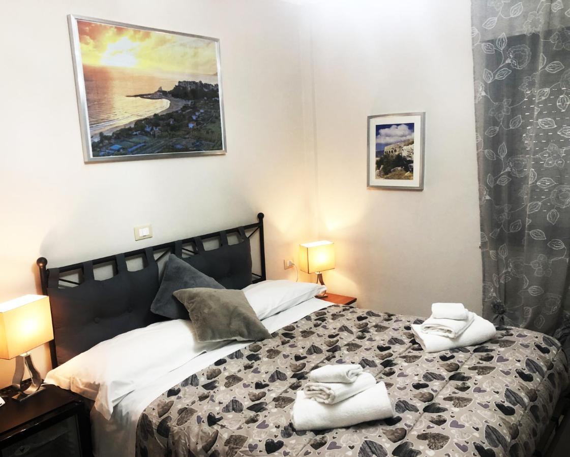 Il Giardino Di Adriana Bed & Breakfast Terracina Exterior photo